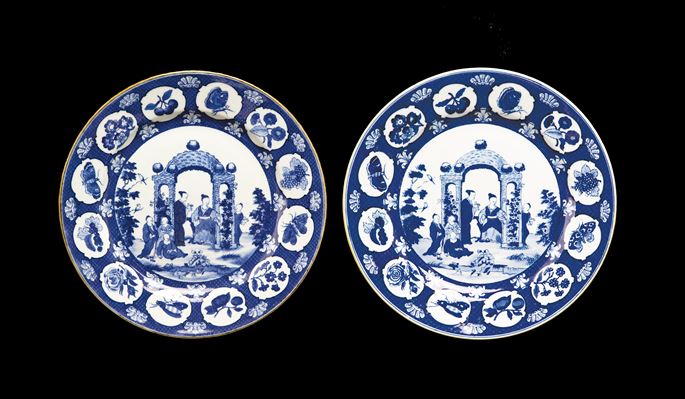 Pair of chinese export porcelain blue and white dinner plates with the Pronk Arbour pattern. | MasterArt